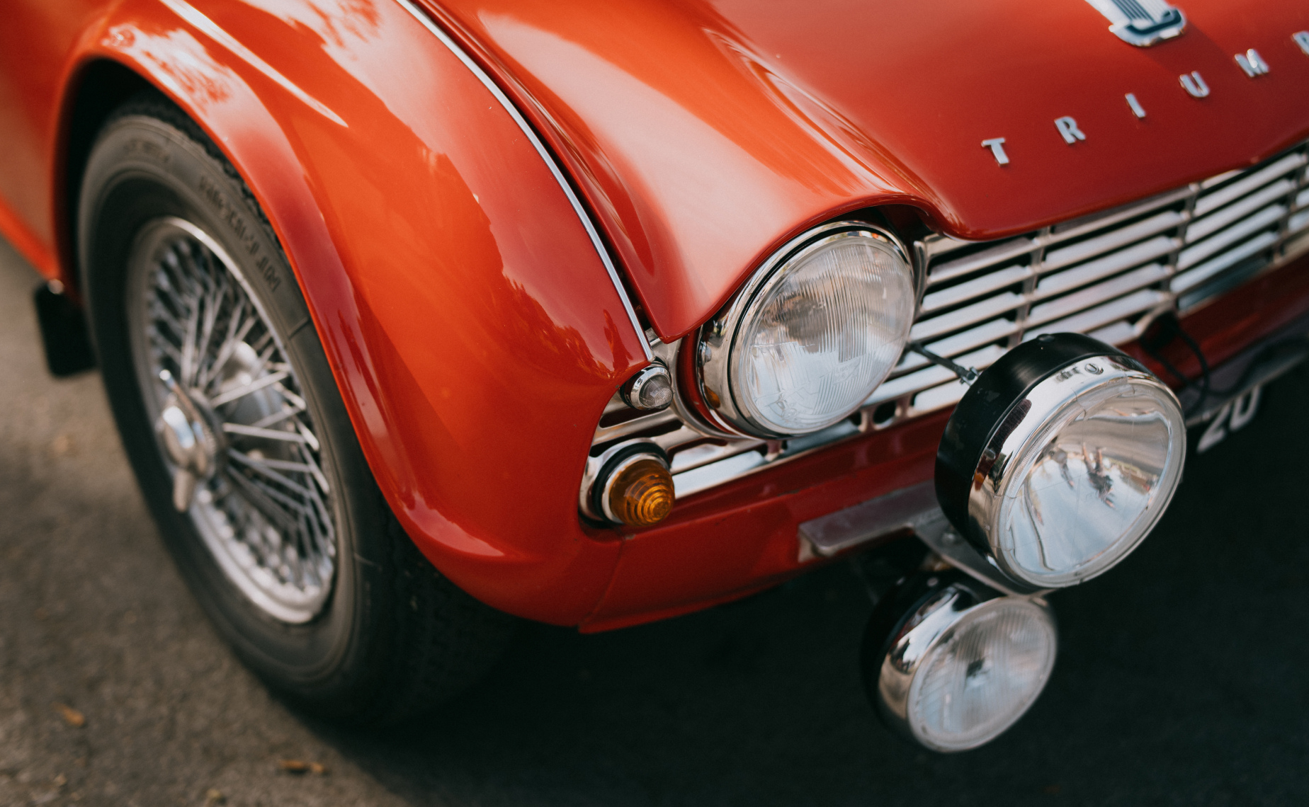 Image of a classic car on a race track